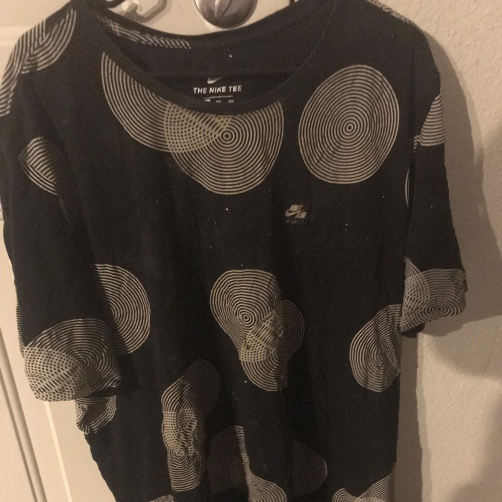 The Nike Tee